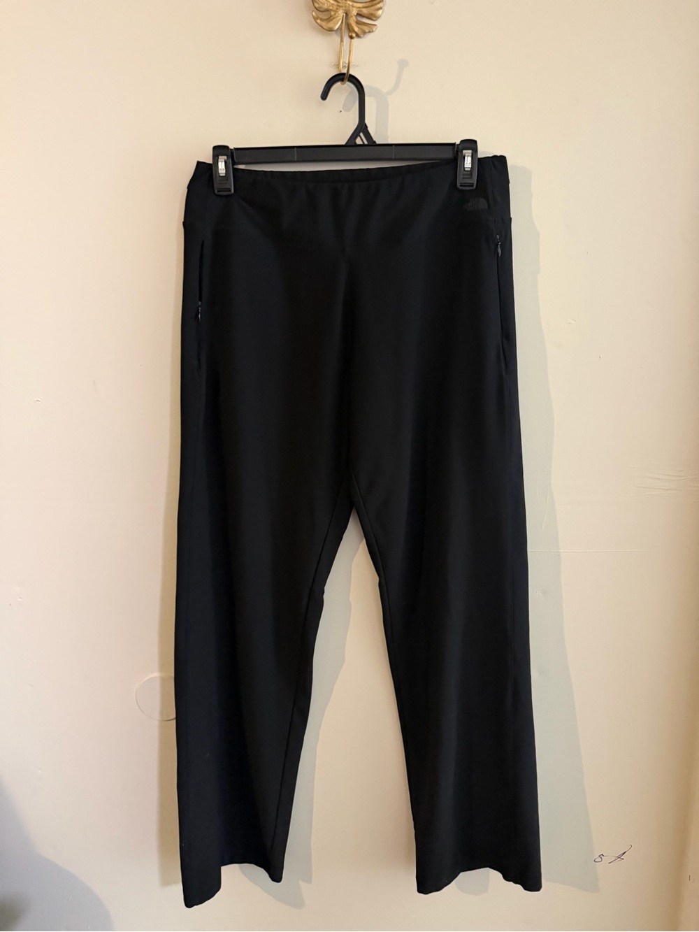 Like New North Face Women’s Black Athletic Pants
